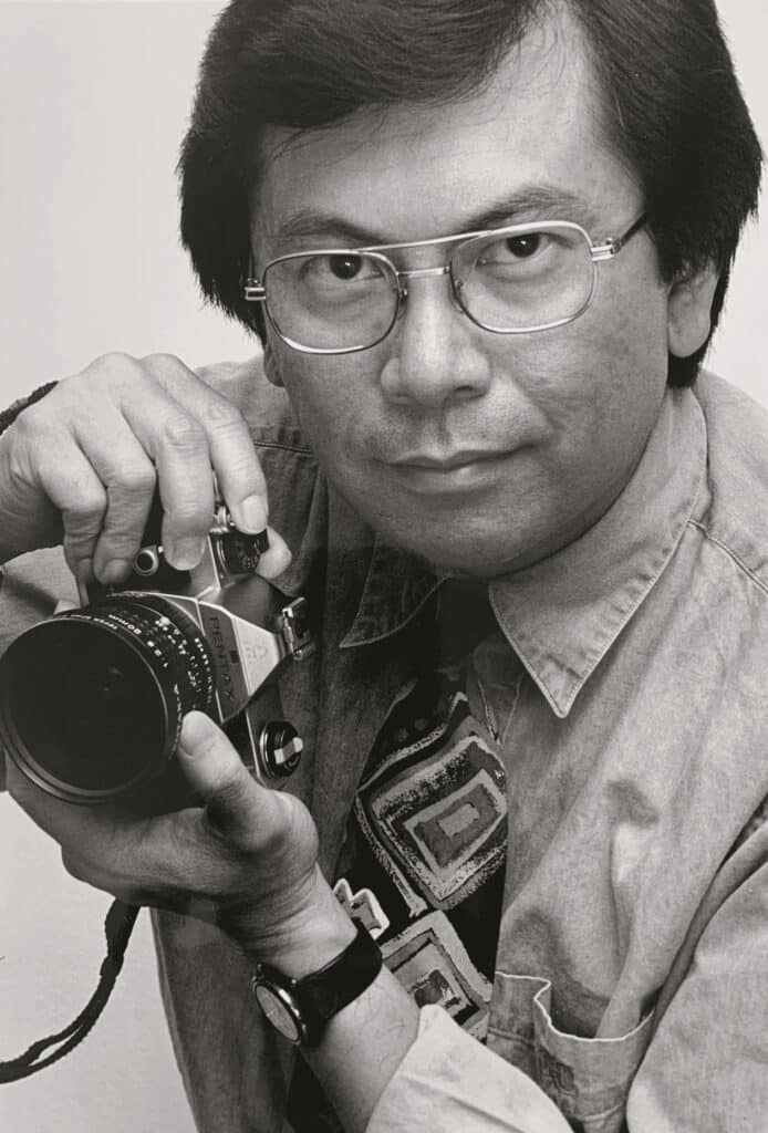 Corky Lee, autoportrait. New York, années 1990 © 2024 by the Estate of Corky Lee