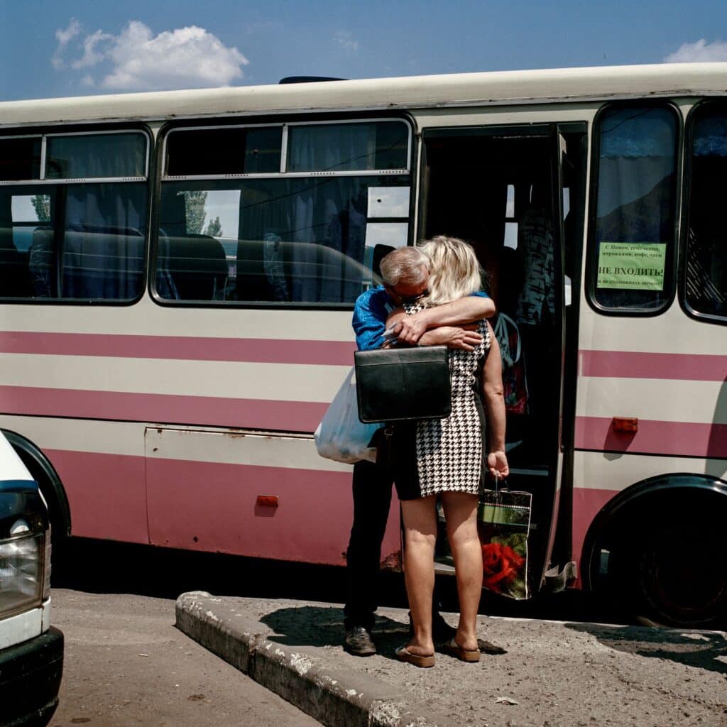 Departure for a checkpoint, Donbass, 2019. © Anastasia Taylor-Lind