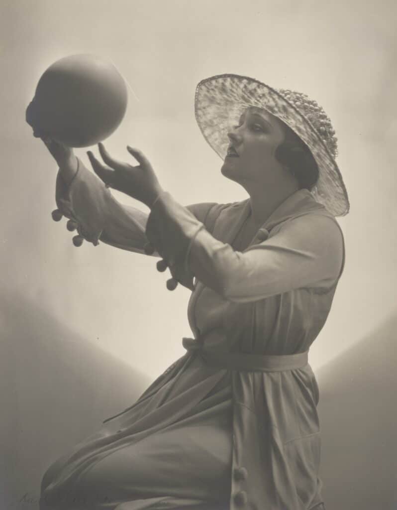Gloria Swanson with Ball; 1919 © Karl Struss (1886-1981)