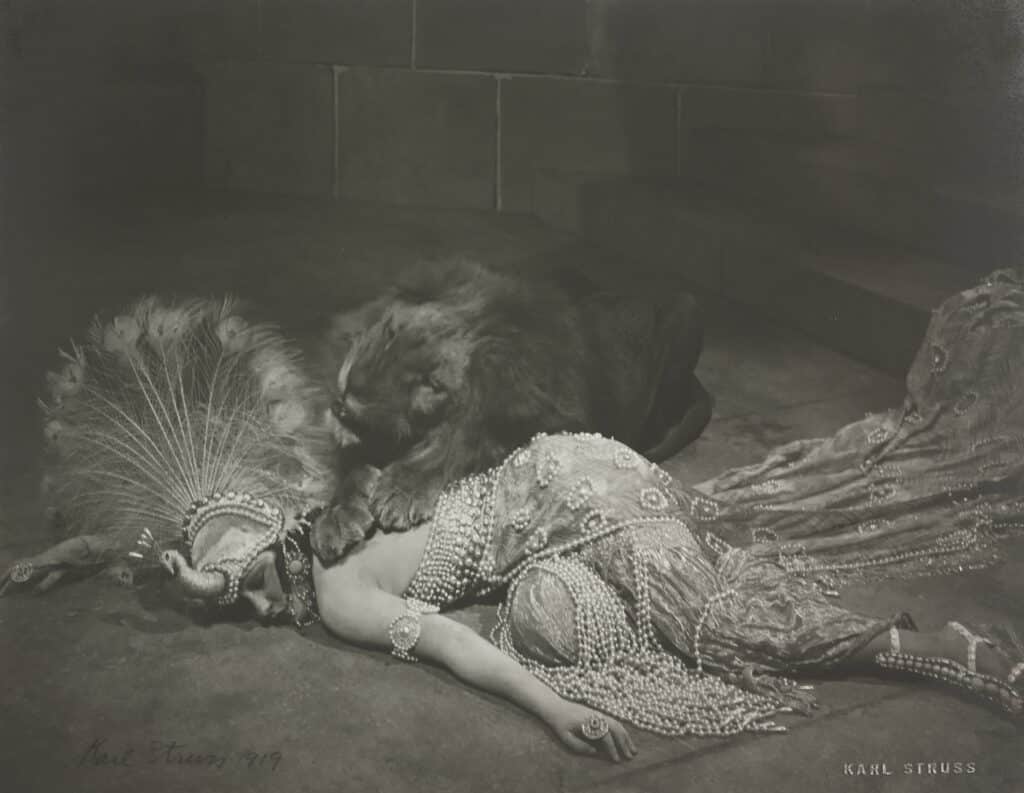 Gloria Swanson in the Lion's Den — Fantasy Sequence from "Male and Female", 1919 © Karl Struss (1886-1981)