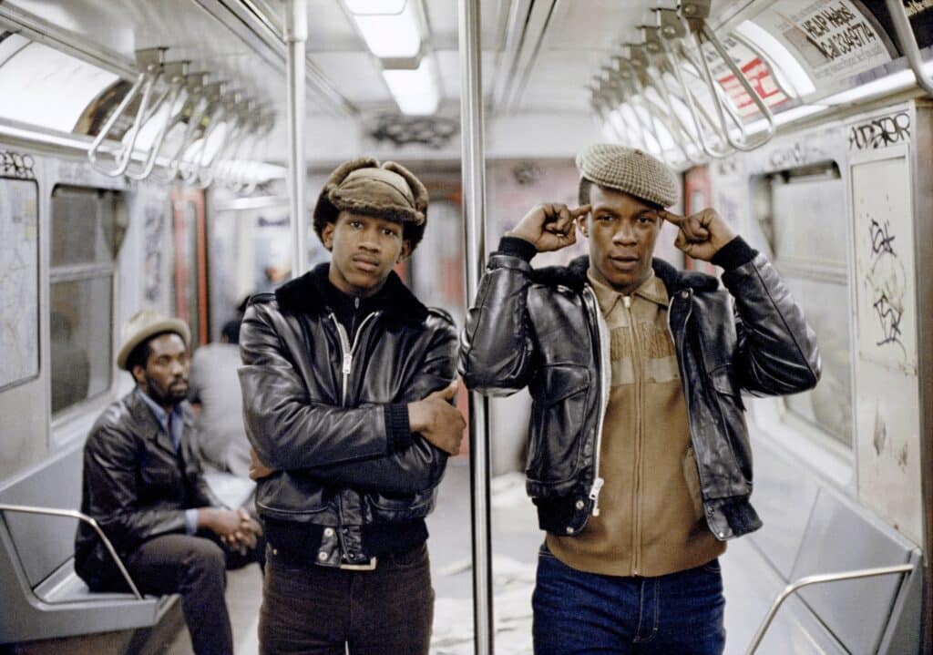 Jamel Shabazz. The Righteous Brothers, New York, 1981. Courtesy of the artist / Bene Taschen Gallery, Cologne.