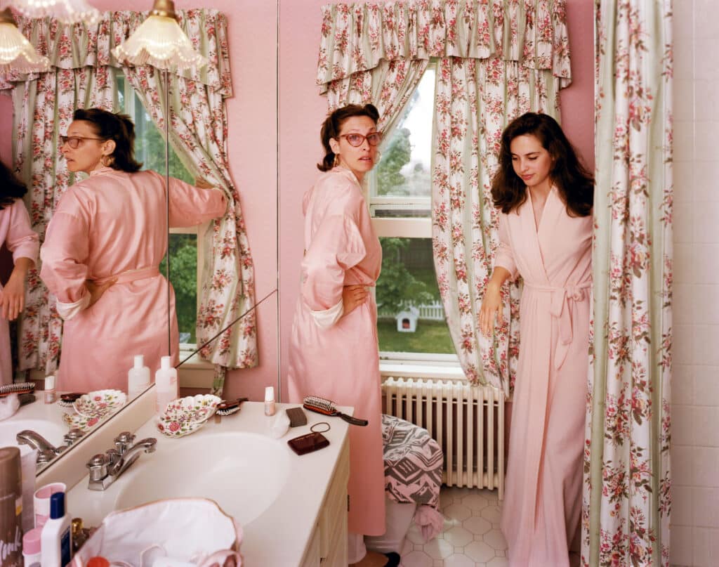 Jill and Polly in the Bathroom, 1987 © Tina Barney