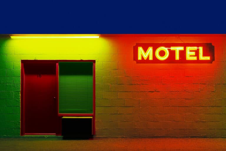 Bending Light : The Moods of Color © Eric Meola