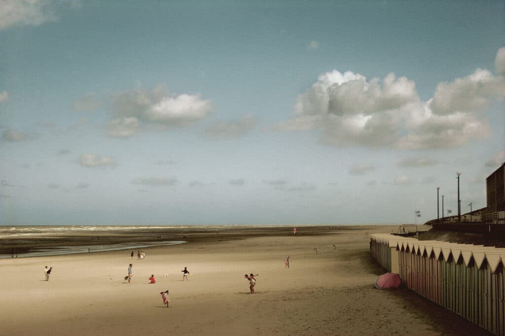 FRANCE. Baie de Somme. Fort-Mahon-Plage. 1991 © Harry Gruyaert / Magnum Photos