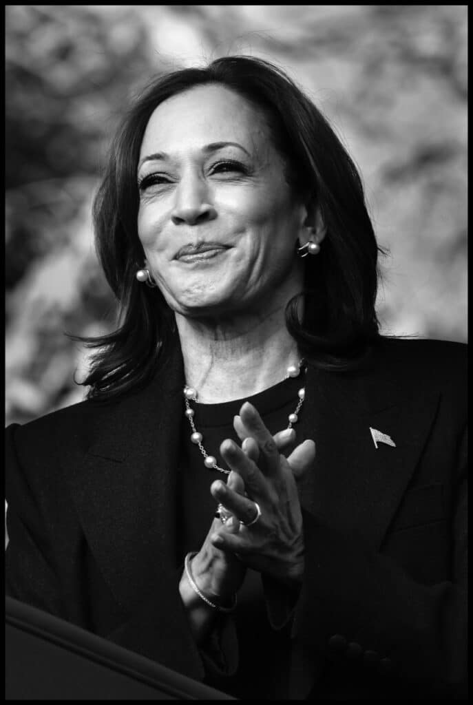 Kamala Harris’ American Presidential Campaign © Peter Turnley