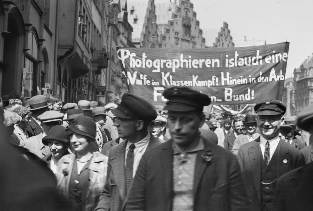 Manifestations, Francfort-sur-le-Main, 1er mai 1932 ©/Imec, Fonds MCC, Dist. Rmn / Photo Gisèle Freund