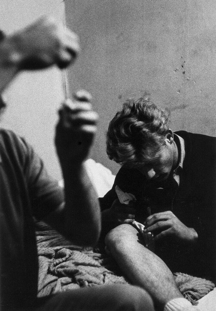 Return © Larry Clark